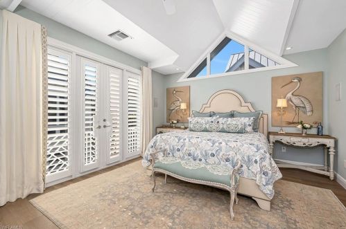 531 4 Ave, Naples FL 34120-4961 exterior