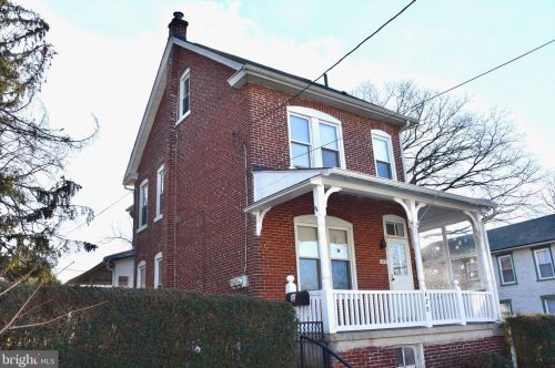 420 Jefferson Ave, Pottstown PA 19464-4702 exterior