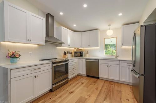 2550 Dawn Cir, Naples FL exterior