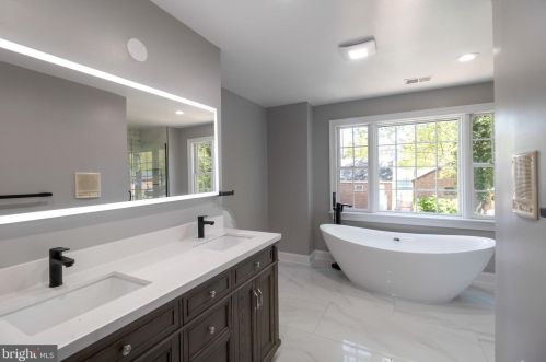 7725 16th St, Washington DC  20012-1460 exterior