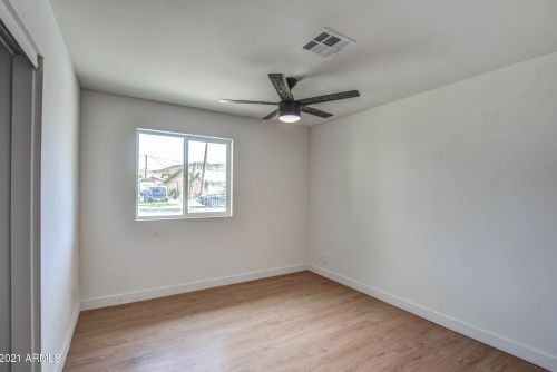 12224 26 Dr, Phoenix AZ 85017-3606 exterior