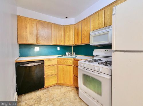 309 Park Dr, Manor PA  19036-1616 exterior