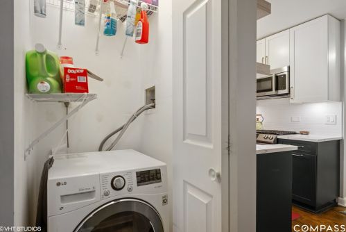 1032 Byron St, Chicago IL  60613-5006 exterior