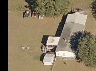 8701 Micarta Ln, Zephyrhills, FL 33541-7495