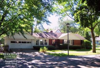 409 Avery St, Elmhurst IL  60126-4909 exterior