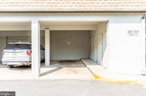 3881 Manzanita Pl, Alexandria VA  22309-1479 exterior