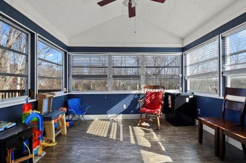 2 Wood Ave, Worcester MA 01606-2545 exterior