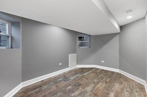 3312 Cullom Ave, Chicago IL 60618-1218 exterior