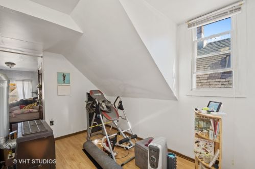 2525 Haddon Ave, Chicago IL exterior