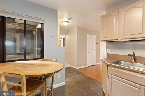 1758 Westwind Way, Mc Lean VA 22102-1612 exterior