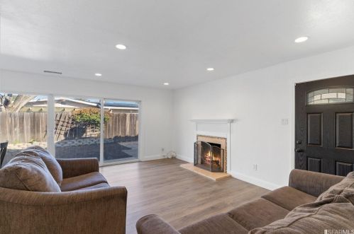 2773 Eastgate Ave, Concord CA 94520-4726 exterior