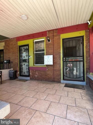 1628 52 St, Philadelphia PA 19143-5010 exterior