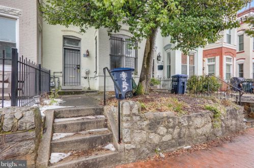 825 11th St, Washington DC  20002-3739 exterior