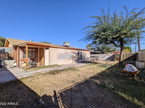 4225 Cavalier Dr, Phoenix AZ 85017-1727 exterior