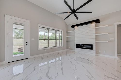 146 Bermuda Cir, Montgomery TX 77356-8205 exterior