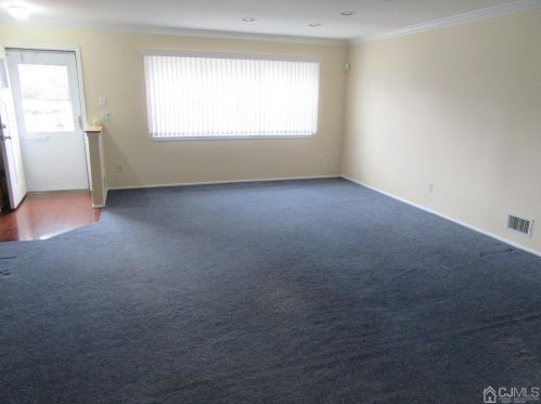 93 Pendleton Pl, Old Bridge NJ 08857-2887 exterior