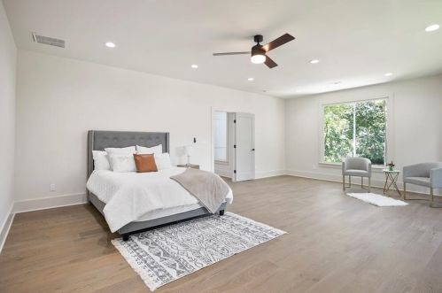 1557 Foote St, Atlanta GA 30307-2817 exterior