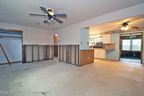 202 Conifer Dr, Lacey NJ 08731-3003 exterior