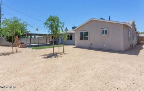 3128 Desert Cove Ave, Phoenix AZ  85029-4203 exterior