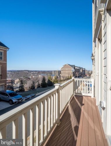 3143 Ft Lincoln Dr, Washington DC 20018-4311 exterior