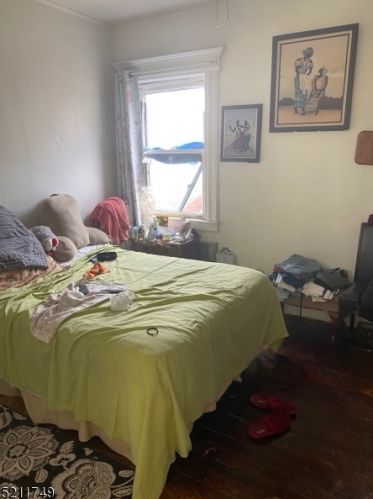 121 Seymour Ave, Newark NJ 07108-1714 exterior