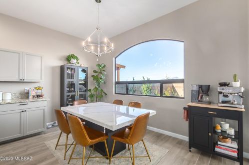 8772 Perry Park Cir, Tucson AZ 85730-1302 exterior