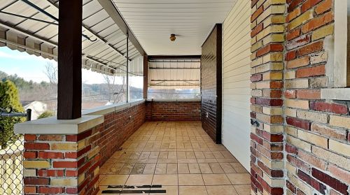 140 Perryvista Ave, Pittsburgh PA exterior