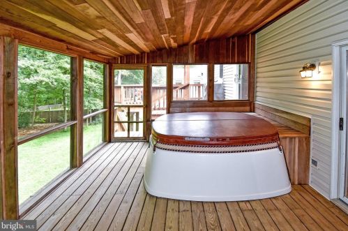 13524 Cedar Creek Ln, Silver Spring MD 20904-5332 exterior