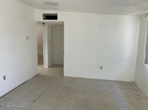 1122 Kentucky St, Tucson, AZ 85714-3227