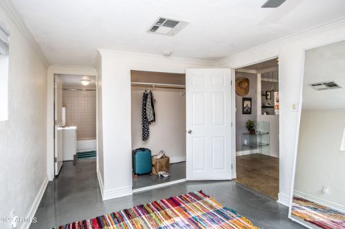 3002 22nd St, Phoenix AZ  85016-7808 exterior