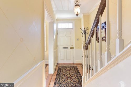 1103 Prince St, Alexandria VA 22314-2934 exterior