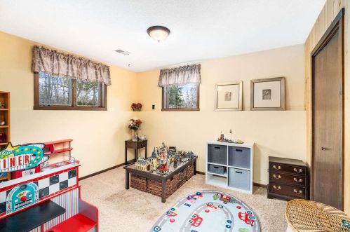 5117 Norwood St, Duluth MN 55804-1147 exterior