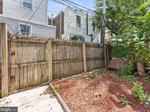 2969 Aramingo Ave, Philadelphia PA 19134-4404 exterior