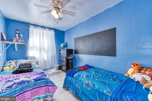 7131 Lynford St, Philadelphia PA 19149-1112 exterior