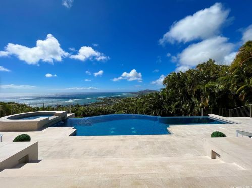 360 Puuikena Dr, Honolulu HI 96821-0025 exterior