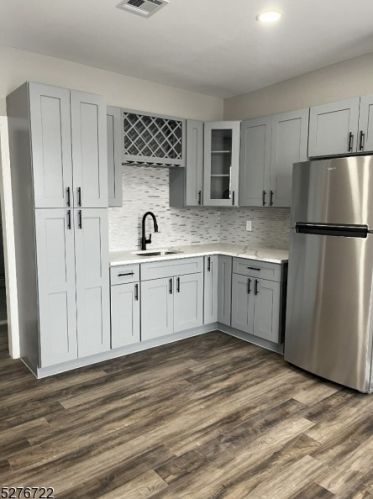 356 Market St, Paterson NJ  07501-2213 exterior