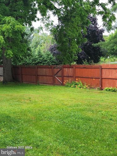 306 Middletown Rd, Media PA 19063-4308 exterior