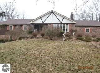 8435 Grove Rd, Dewitt, MI 48820-9143