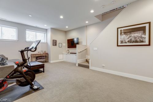 4907 Dakin St, Chicago IL 60641-2607 exterior