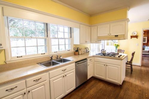 6688 Brandon Ml Rd, Atlanta GA 30328-2031 exterior