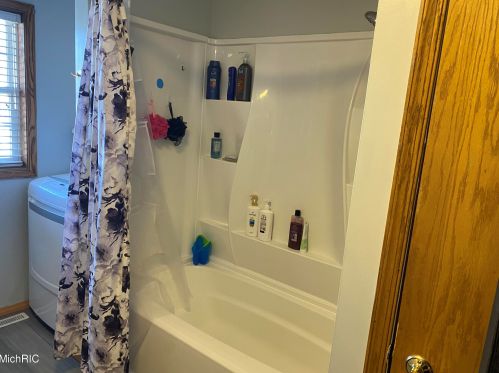 3638 Sheridan Dr, Meskegon MI 49444-4151 exterior