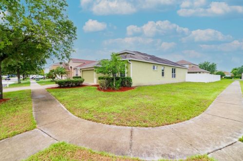 8601 Sandy Plains Dr, Riverview, FL 33578-8617