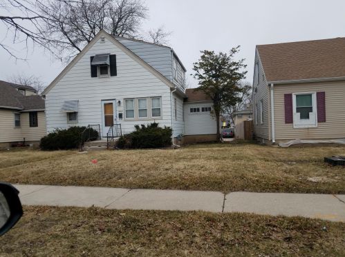 4424 64th St, Milwaukee, WI 53220-3418