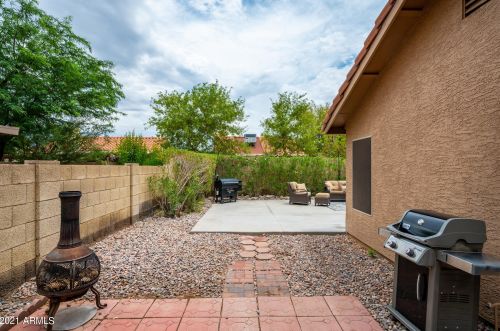 1387 Carriage Ln, Chandler AZ 85224-1103 exterior
