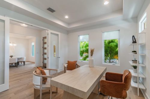 503 Davis Blvd, Tampa FL 33606-4012 exterior