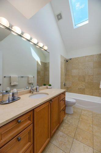 1736 Talman Ave, Chicago IL  60647-5224 exterior