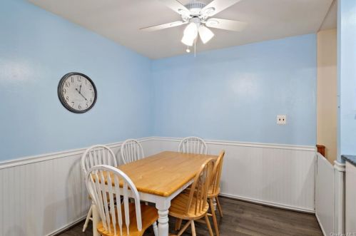 135 235th St, Bronx NY 10470-2463 exterior