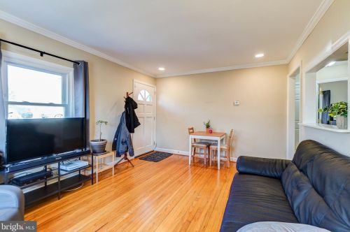 4218 Round Hill Rd, Silver Spring MD  20906-4869 exterior