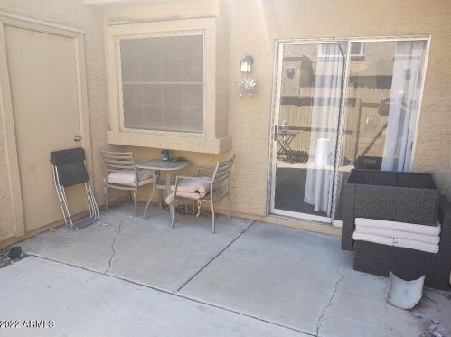 4601 102nd Ave, Phoenix AZ  85037-5202 exterior