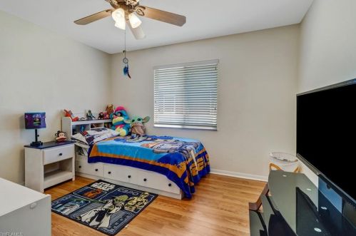 4110 18 Ave, Naples FL 34120-6308 exterior